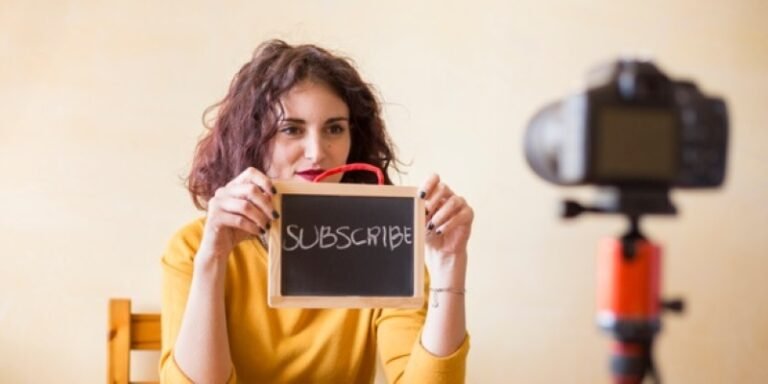 How To Get Lazy Distracted Surfers To Read Your Dormant Blog